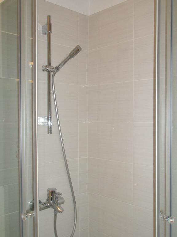 Apartment Peni Split Bilik gambar