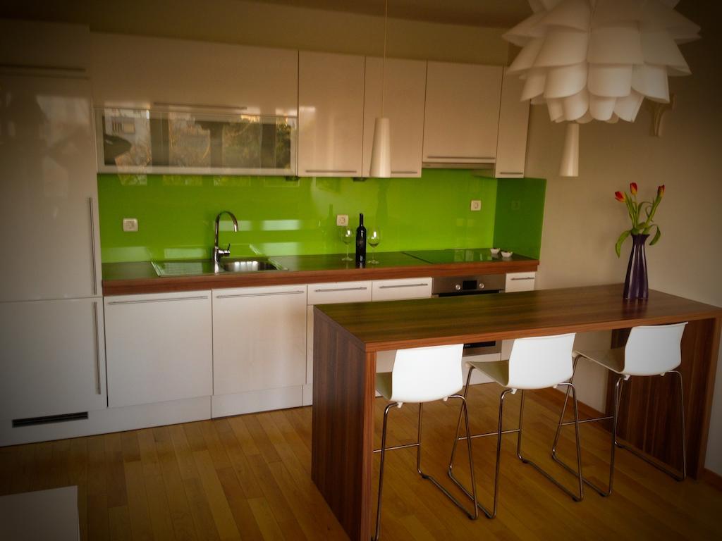 Apartment Peni Split Bilik gambar