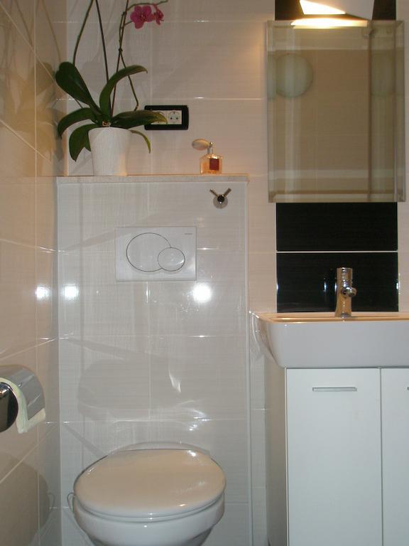 Apartment Peni Split Bilik gambar